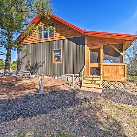 Honey House Cabin - A Quiet Countryside Retreat! Nappanee Exteriör bild