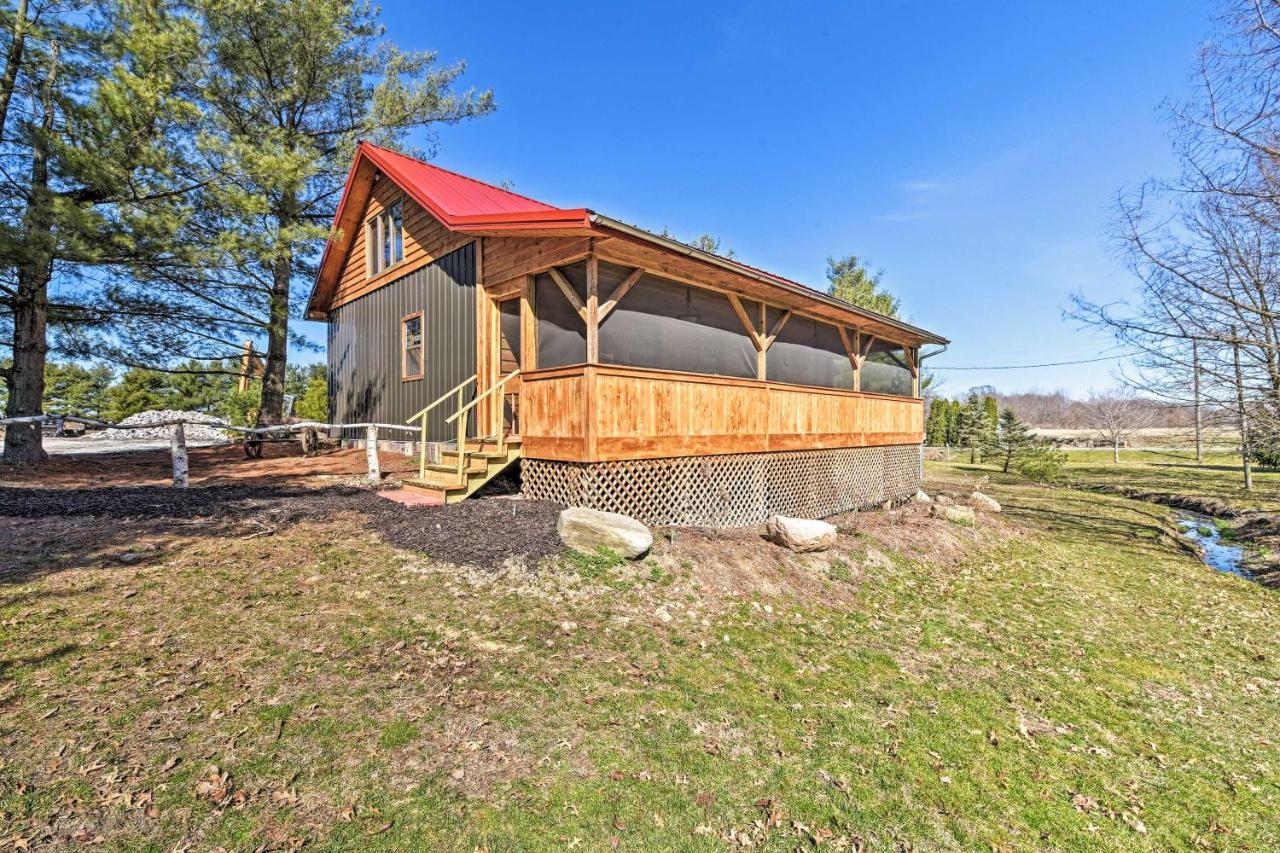 Honey House Cabin - A Quiet Countryside Retreat! Nappanee Exteriör bild
