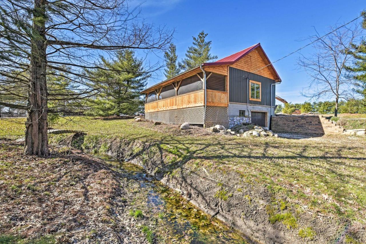 Honey House Cabin - A Quiet Countryside Retreat! Nappanee Exteriör bild